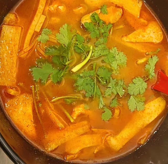 Small Tom Yum Soup.