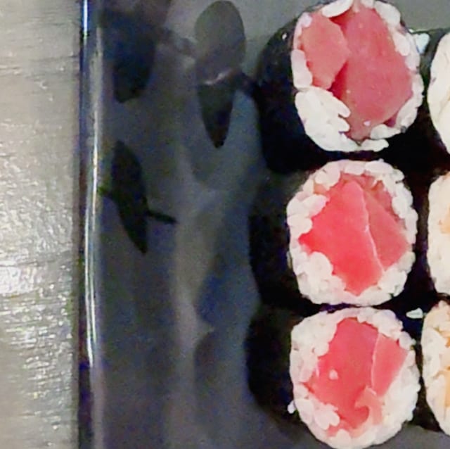Tuna Roll.